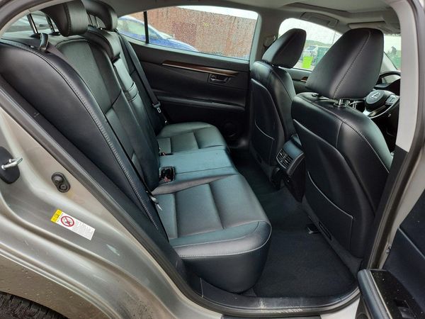 2017 LEXUS ES 350