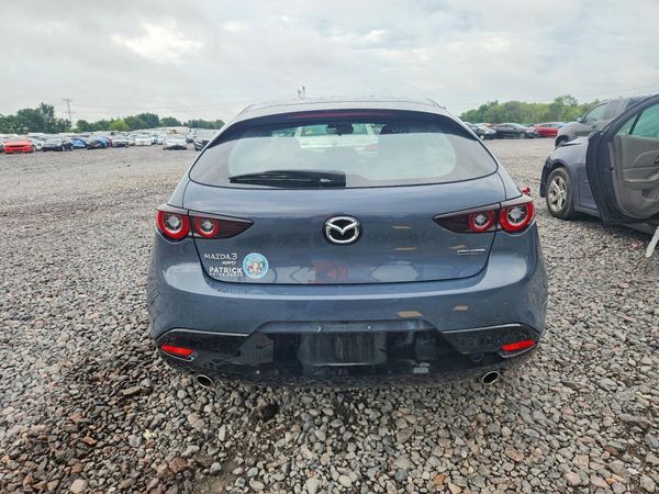 2024 MAZDA 3 Preferred Package
