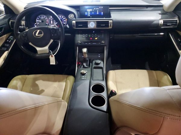 2016 LEXUS IS 300