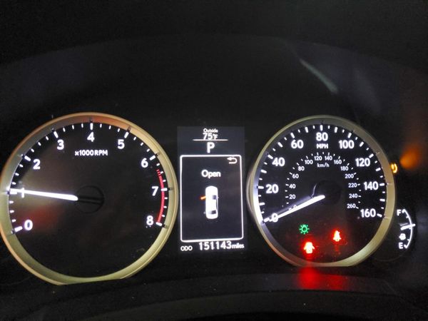 2016 LEXUS IS 300