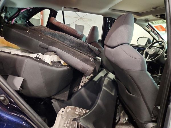 2019 TOYOTA RAV4 XLE / XLE Premium 4WD