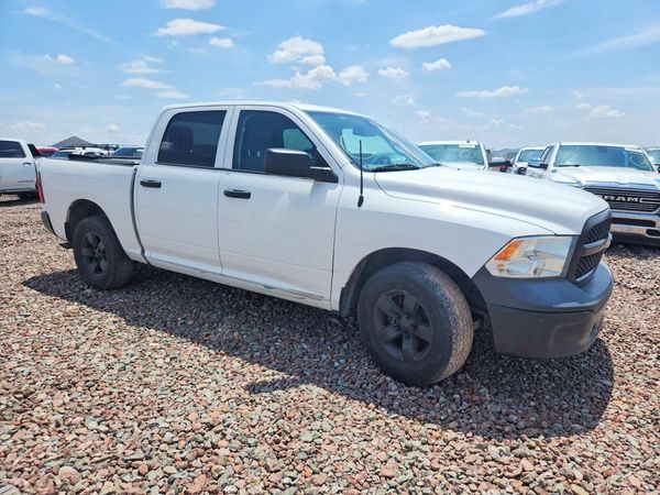 2018 RAM 1500 ST