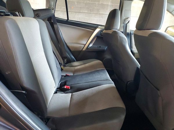 2015 TOYOTA RAV4 LE (X Grade)