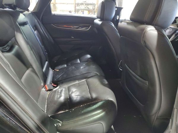 2013 CADILLAC XTS Luxury