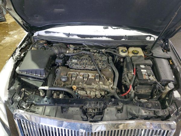 2013 CADILLAC XTS Luxury