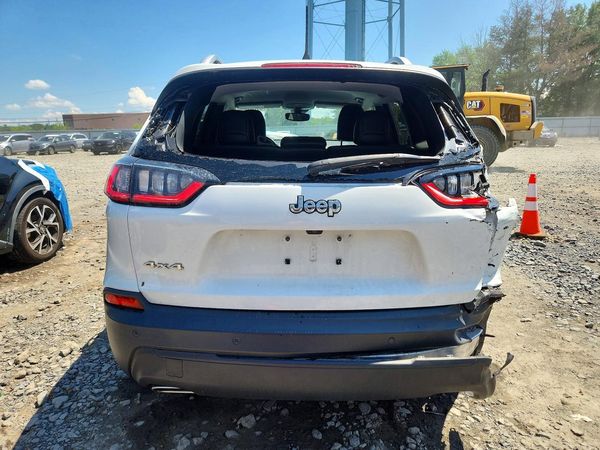 2020 JEEP CHEROKEE LATITUDE PLUS 4X4
