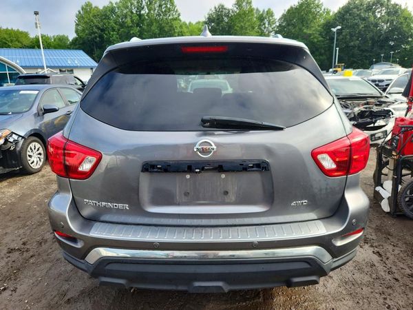 2020 NISSAN PATHFINDER