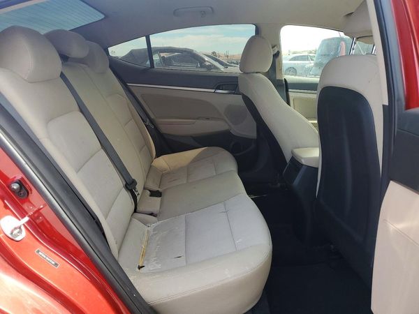 2017 HYUNDAI ELANTRA