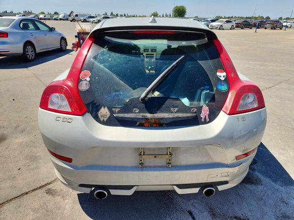 2012 VOLVO C30