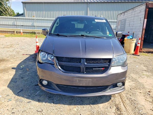 2020 DODGE GRAND CARAVAN SE