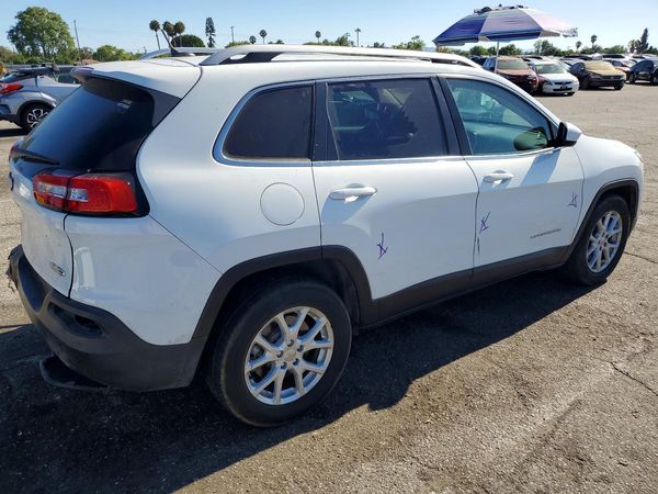 2015 JEEP CHEROKEE LATITUDE 4X4