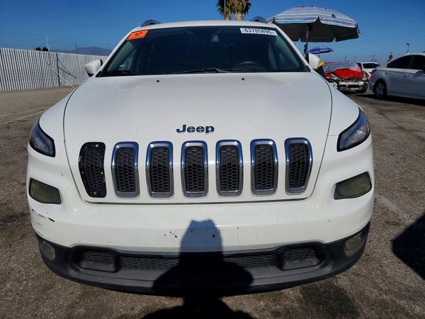 2015 JEEP CHEROKEE LATITUDE 4X4