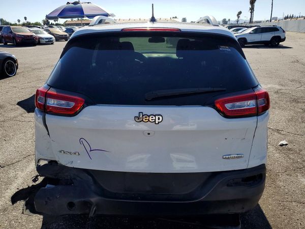 2015 JEEP CHEROKEE LATITUDE 4X4