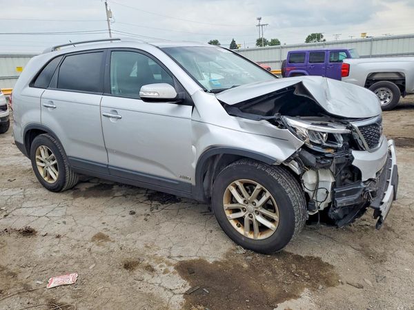 2015 KIA SORENTO GL