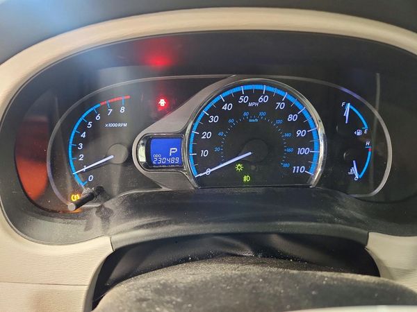 2014 TOYOTA SIENNA