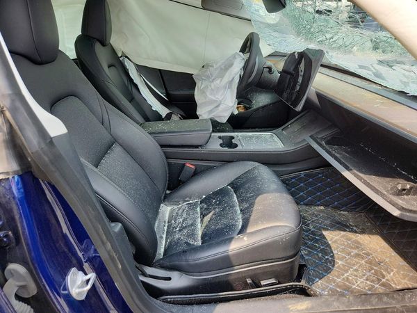 2023 TESLA MODEL 3 — DENT
