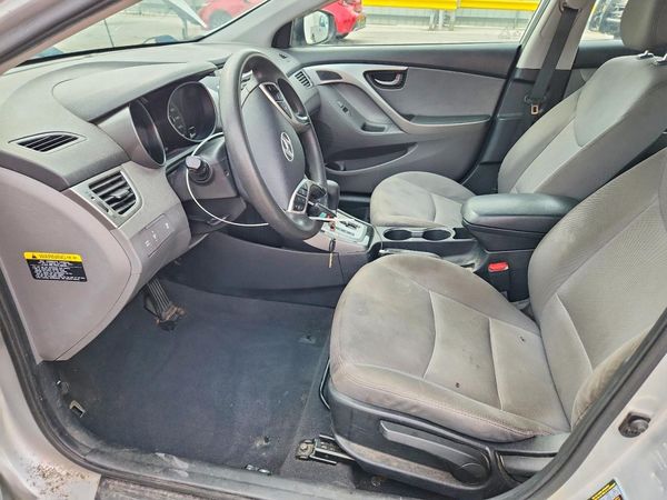 2013 HYUNDAI ELANTRA