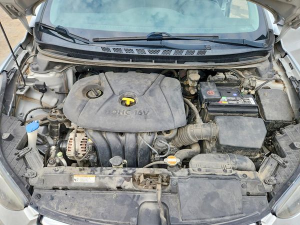 2013 HYUNDAI ELANTRA