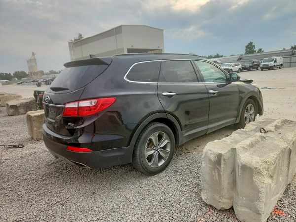 2016 HYUNDAI SANTA FE GI