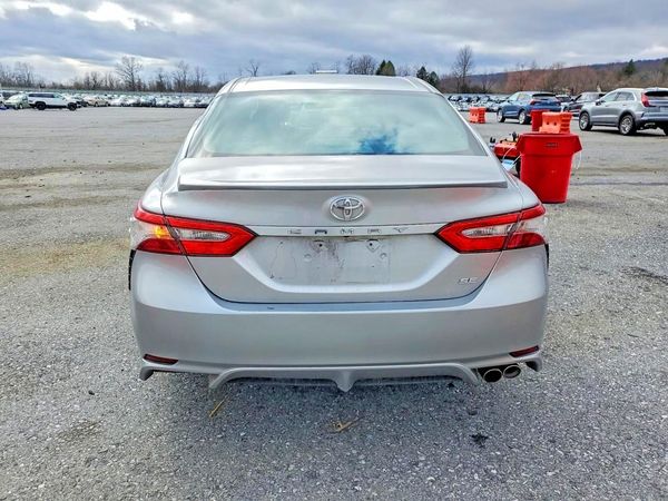 2018 TOYOTA CAMRY