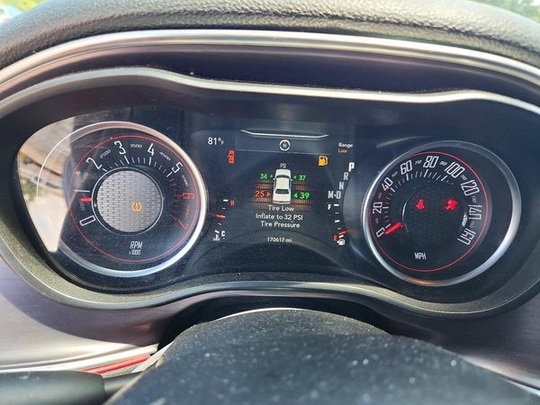 2017 DODGE CHALLENGER