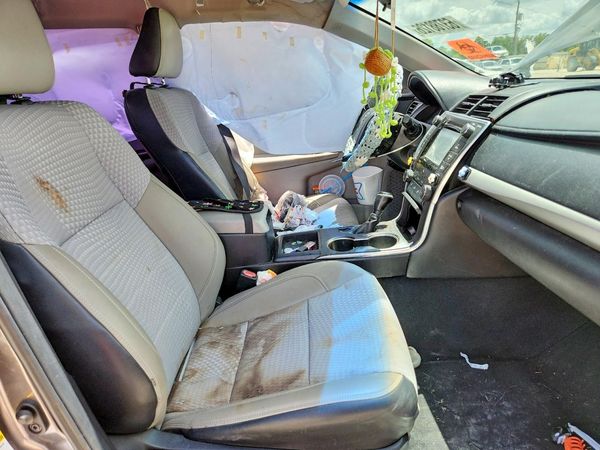 2015 TOYOTA CAMRY