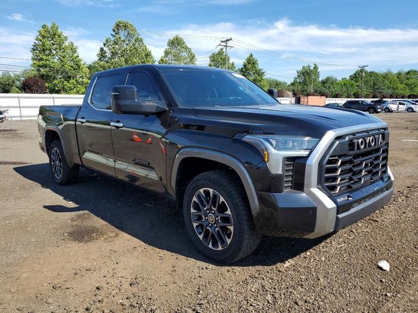 2023 TOYOTA TUNDRA Limited