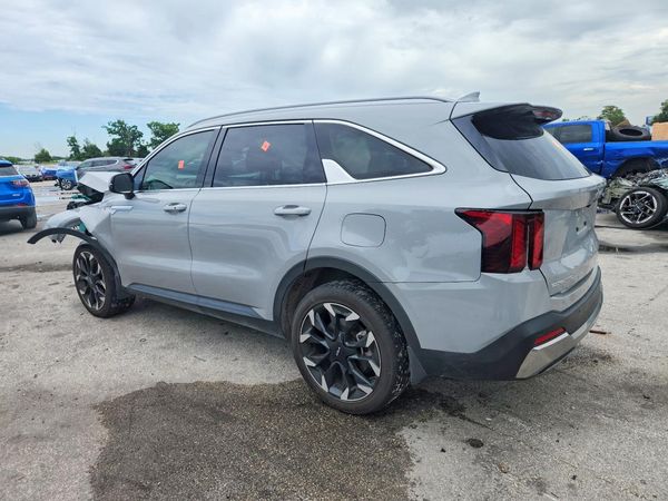 2025 KIA SORENTO EX; X-Line EX
