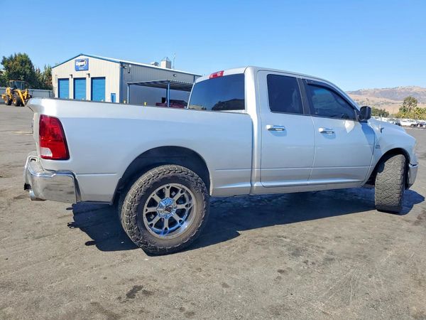 2014 RAM 1500 SLT