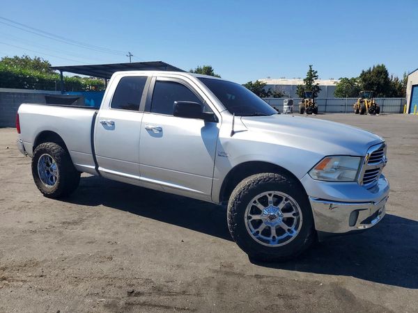 2014 RAM 1500 SLT