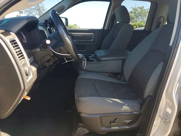 2014 RAM 1500 SLT
