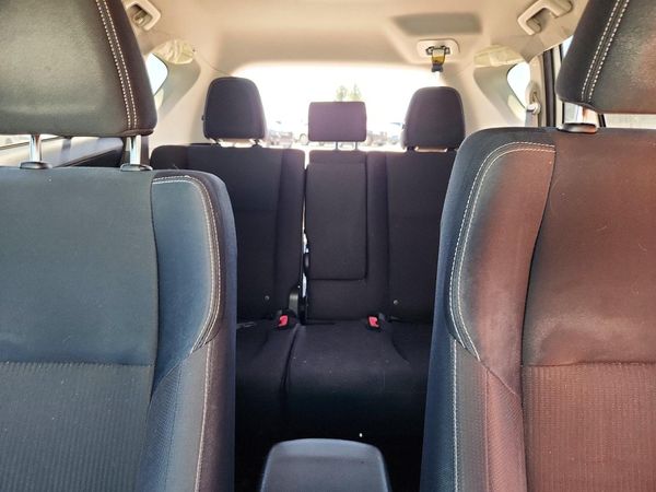 2015 TOYOTA RAV4 XLE (M Grade)
