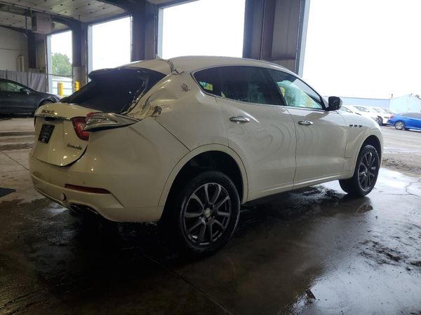 2018 MASERATI LEVANTE