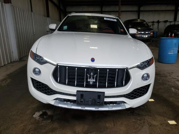 2018 MASERATI LEVANTE