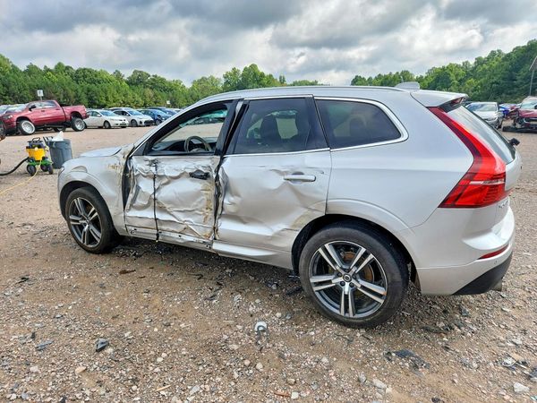 2021 VOLVO XC60
