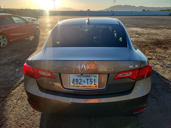 2013 ACURA ILX 20 TECH