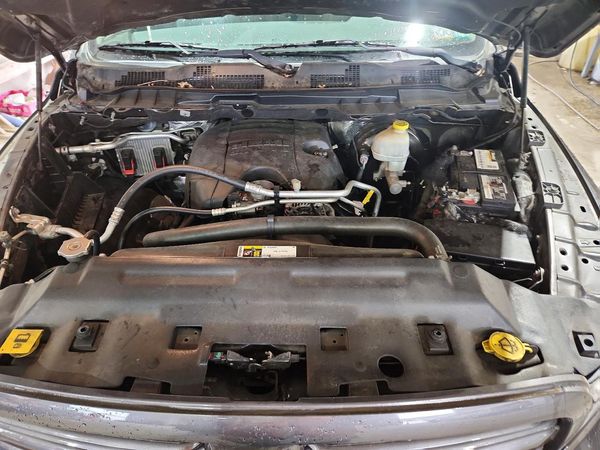 2016 RAM 1500 SLT