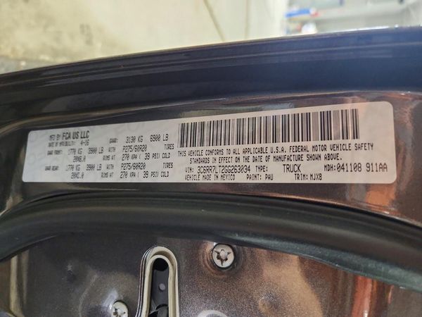2016 RAM 1500 SLT