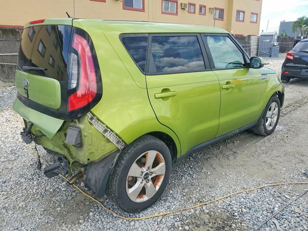 2018 KIA SOUL Base