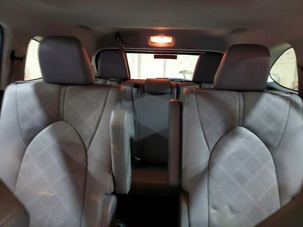 2020 TOYOTA HIGHLANDER Platinum