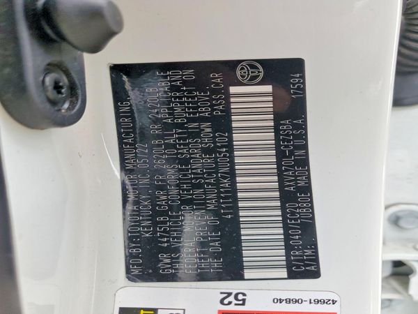 2022 TOYOTA CAMRY SE
