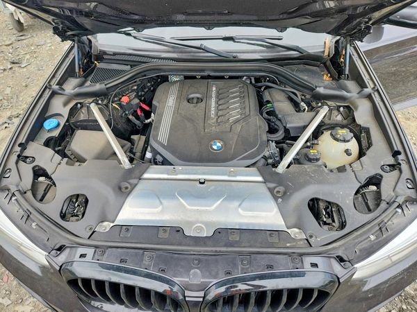 2021 BMW X4 M40i
