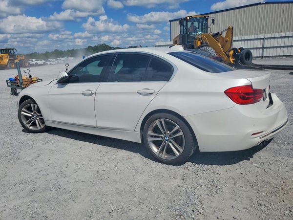 2018 BMW 330