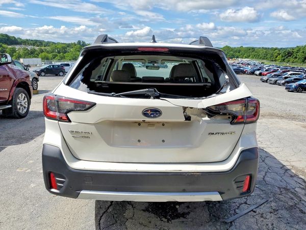 2020 SUBARU OUTBACK Limited