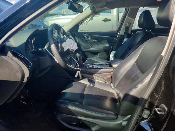 2021 INFINITI Q50