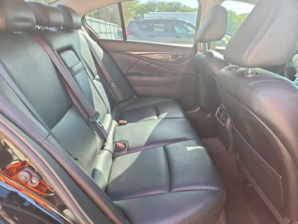 2021 INFINITI Q50