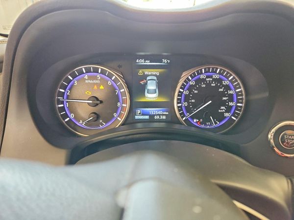2015 INFINITI Q50