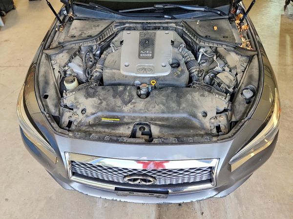 2015 INFINITI Q50