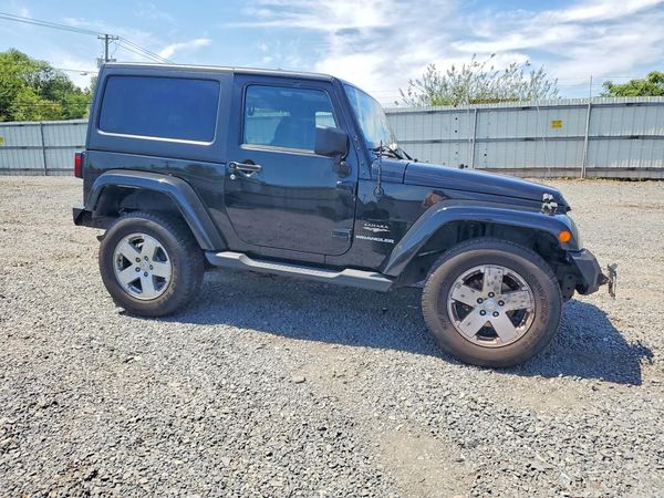2012 JEEP WRANGLER Sahara
