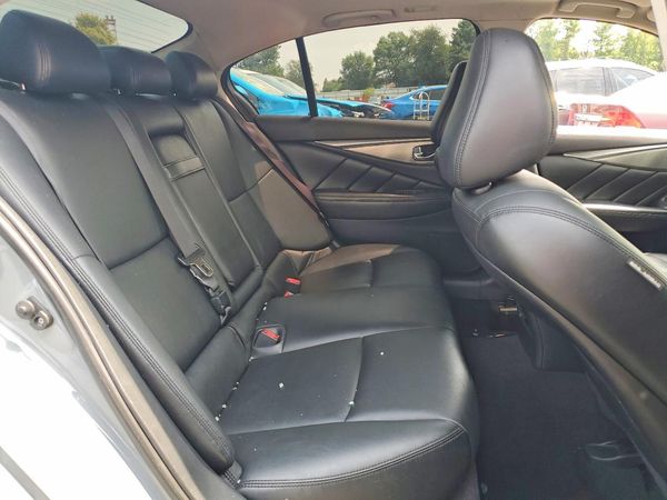 2017 INFINITI Q50